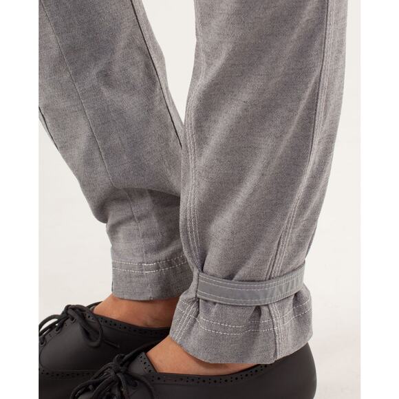 LULULEMON Pedal Power Pant Gray Cycling Relaxed Low Rise Pants Women Sz US 6 - Picture 10 of 14